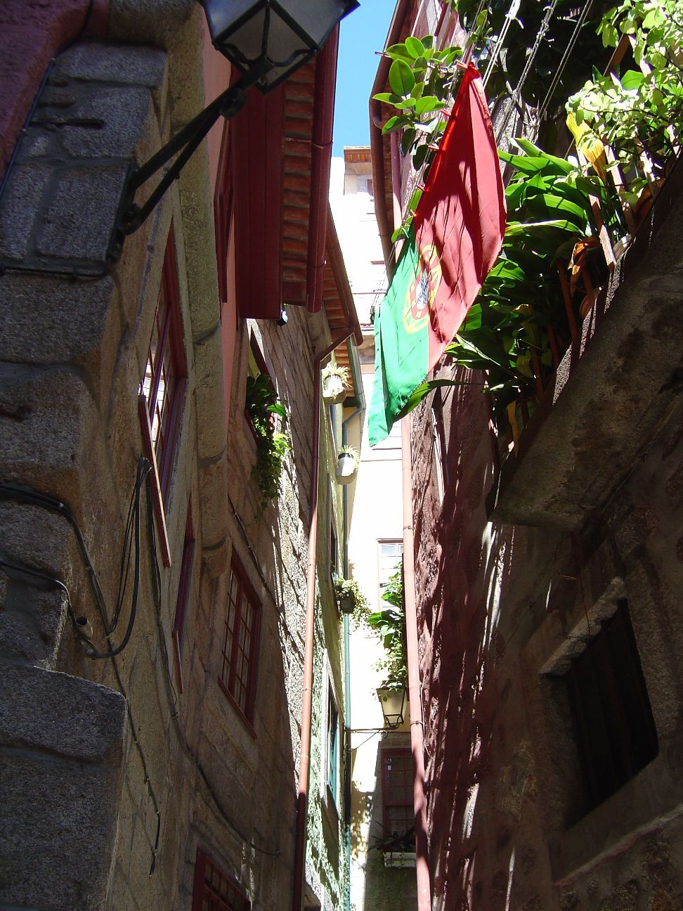 porto_sidewalk.jpg